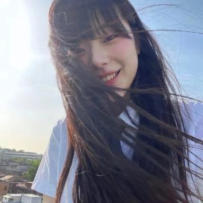 美人无泪